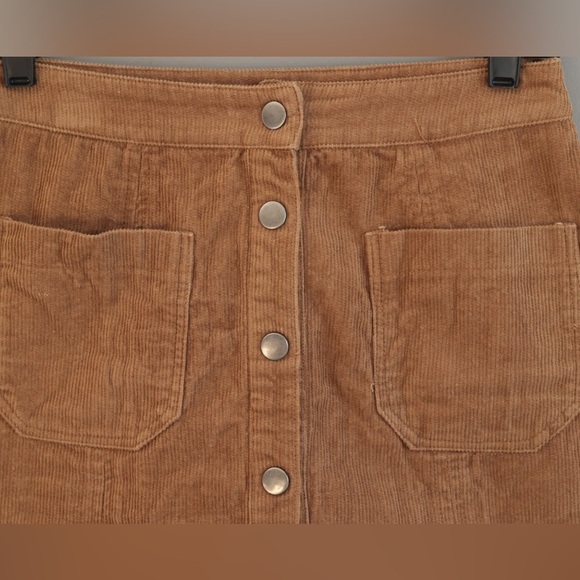 Ruby & Jenna Brown Corduroy Mini-skirt with Front Button Down Sz S 100 Cotton - Picture 3 of 7